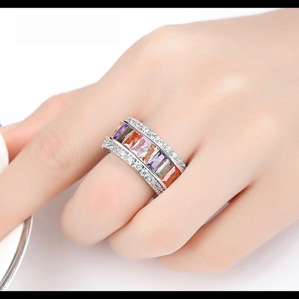 GORGEOUS Multi color gem stone Ring - Picture 2 of 6